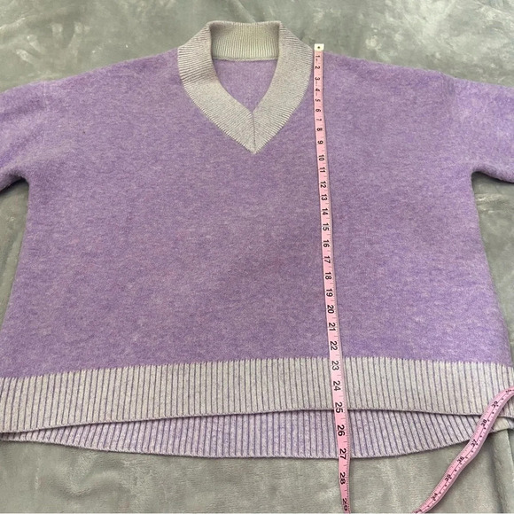 Lululemon Alpaca Wool alpaca V-Neck Sweater purple 27186 - Picture 7 of 12